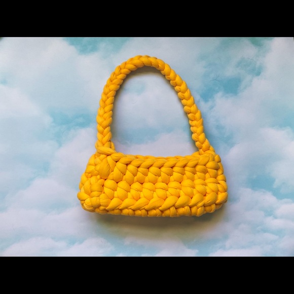 Ken Doll purse - Picture 2 of 3